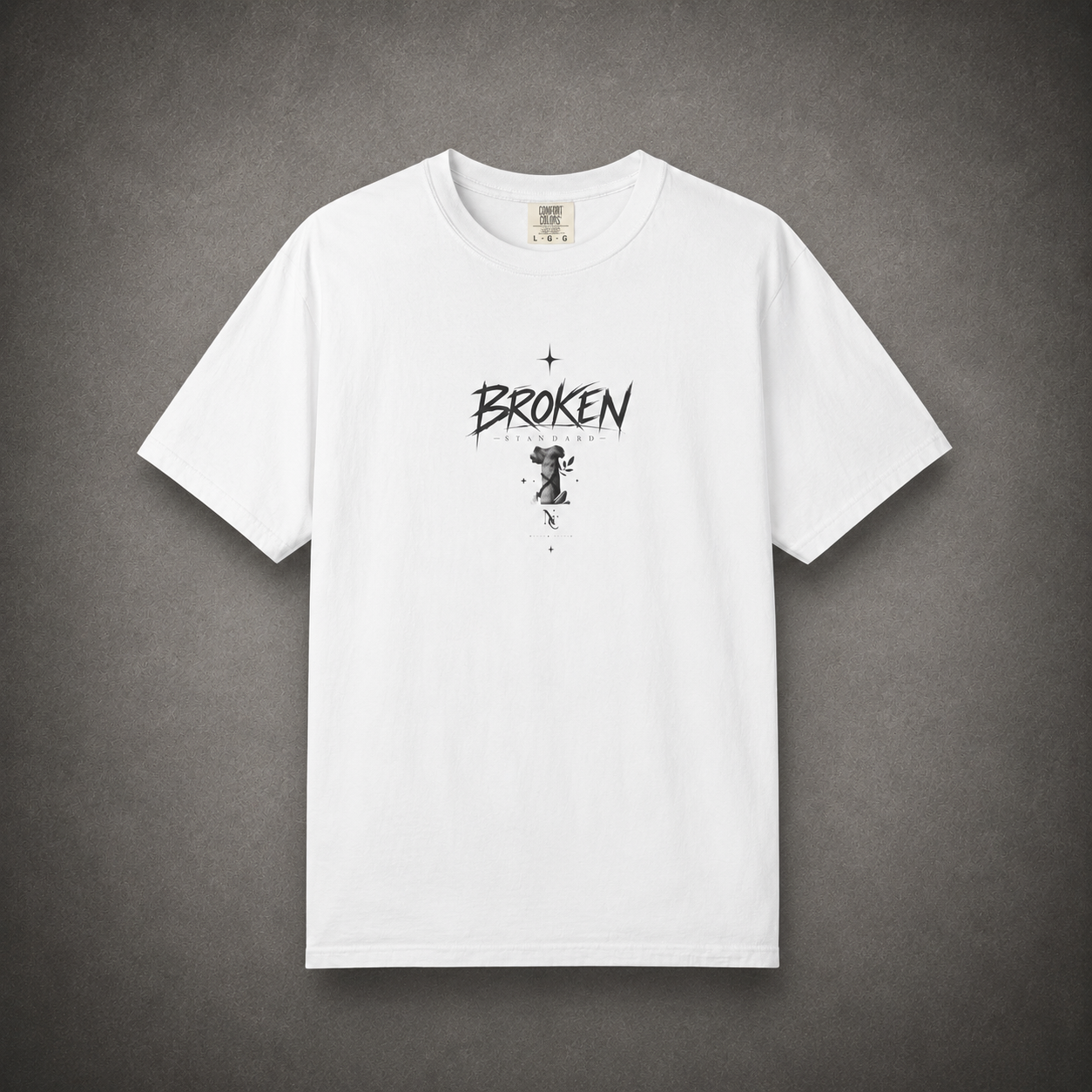 BROKEN STANDARD TEE